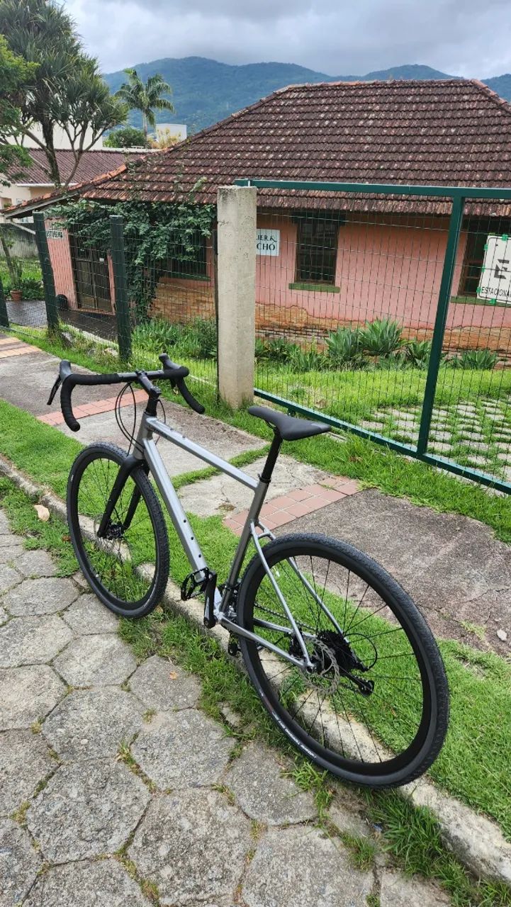 Bicicleta Cannondale Topstone 3 tamanho G 