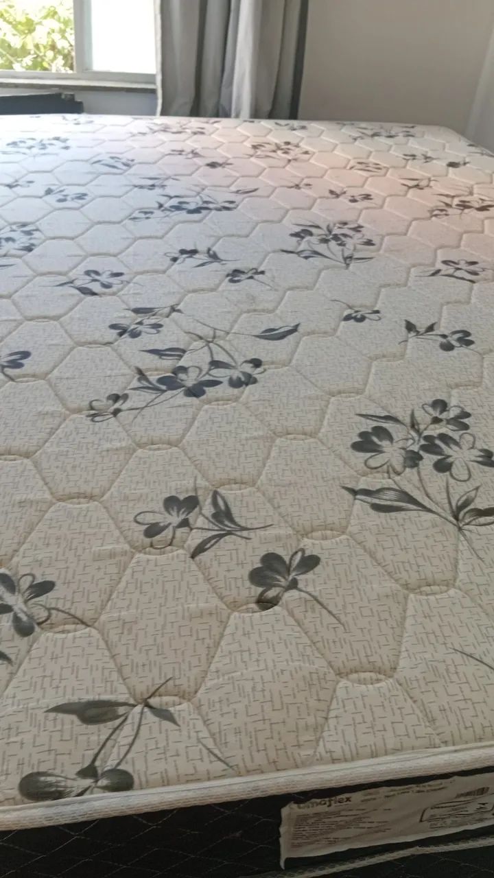 Cama Box semi nova
