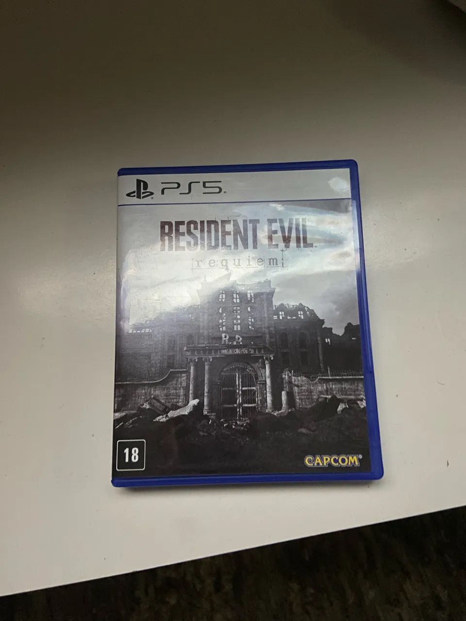 Vendo resident evil requiem 
