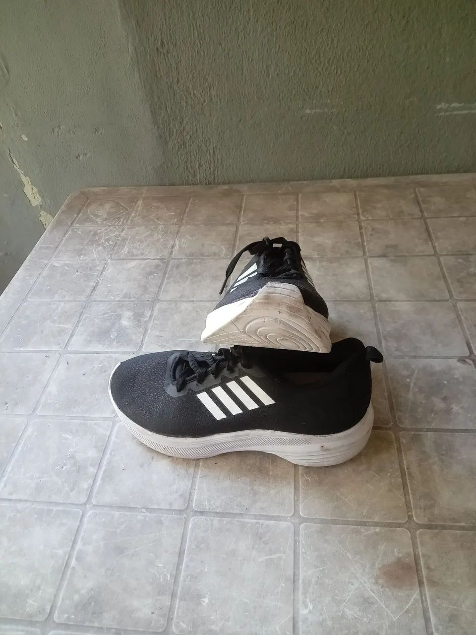 Tenis