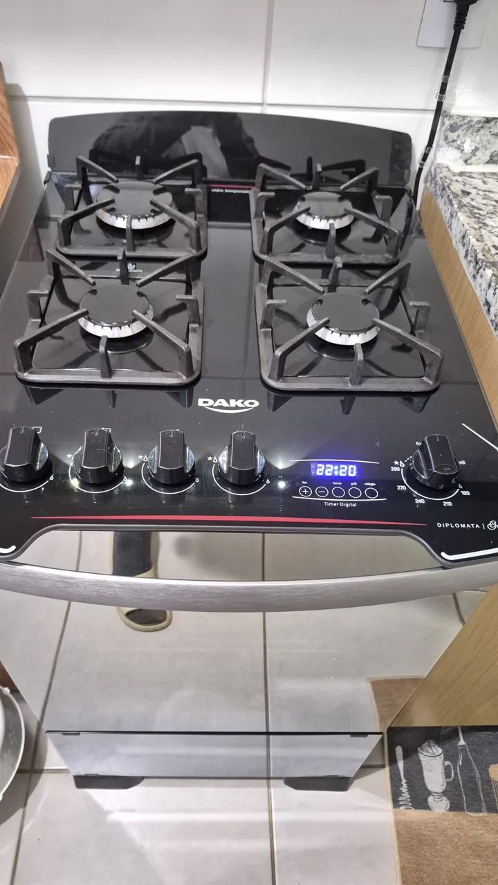 Fogão Dako 4 bocas Espelhado com Timer e Grill 