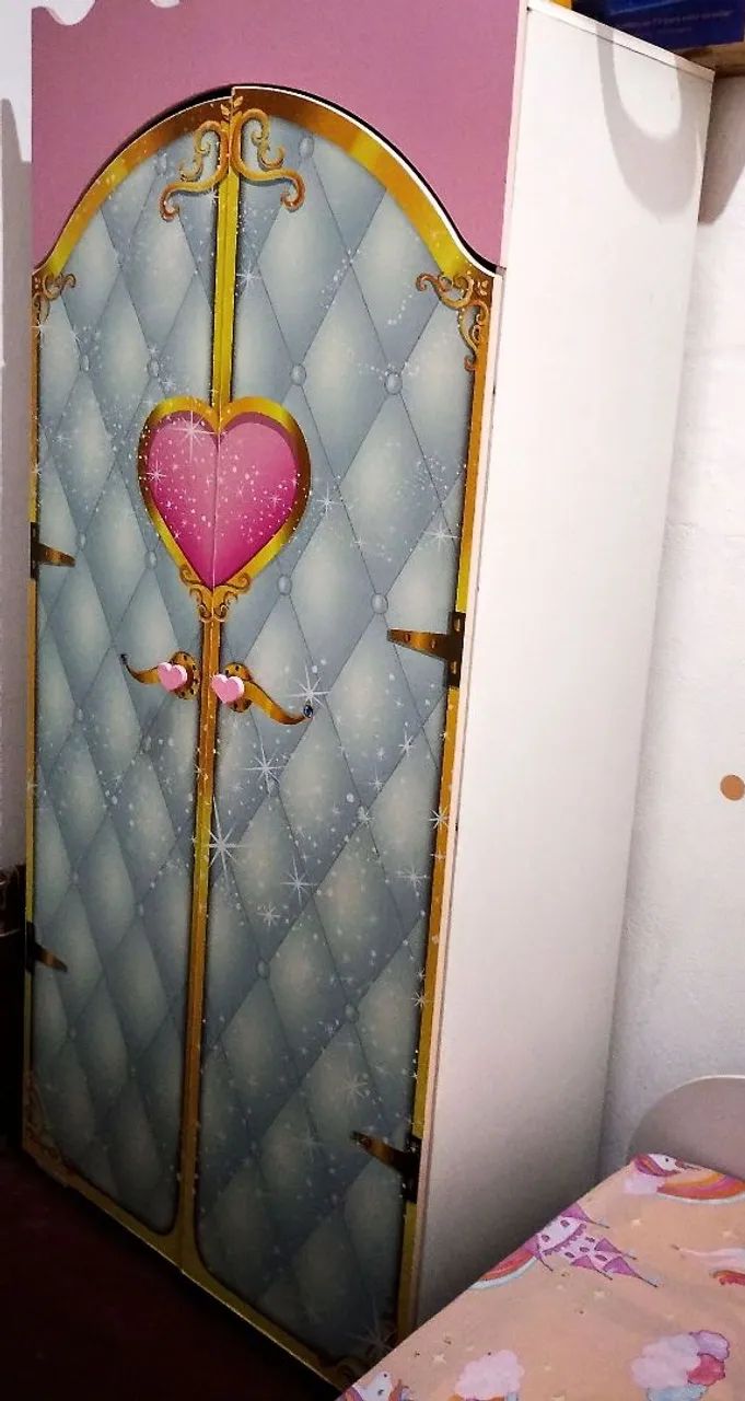Cama e guarda roupa princesa premium