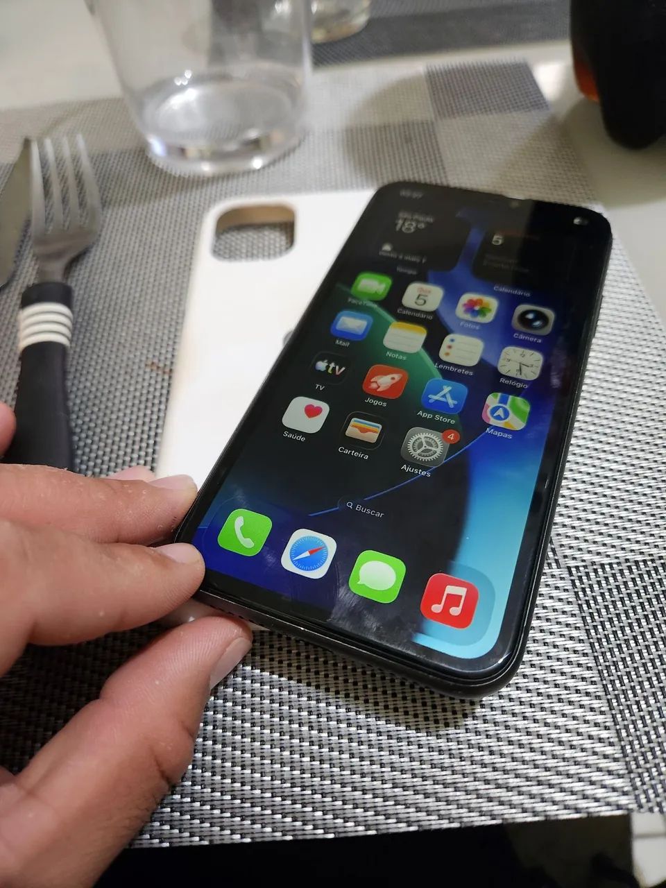 Iphone 11 muito novo - Foto 3