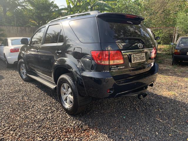 Toyota / Hilux Sw4 Srv 2008 R$ 78.500,00 - Foto 3