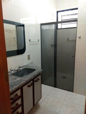 Casa no Alto do Ginásio em Sertãozinho - Foto 7