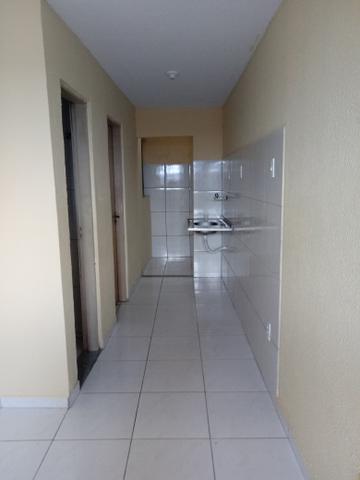 Alugo Apartamento na Rua Samuel Uchoa, em frente ao mercantil