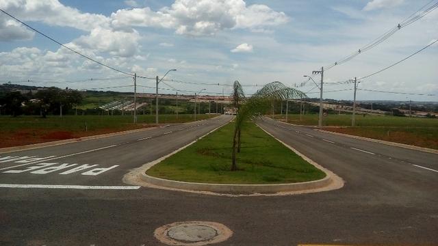 Lotes ao lado da BR e próximo do shopping no Valparaíso, more agora neste local - Foto 19