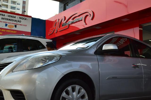 Nissan Versa 1.6 SUV 2013 - Foto 6