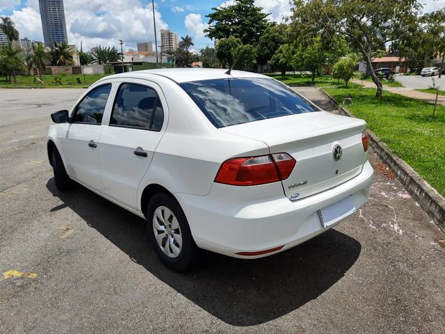 Volkswagen Voyage 1.0 2016 Zero Completo Trend - Foto 11