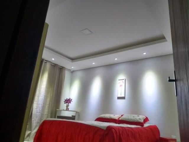 Sobrado 4 Dormitórios, 1 Suíte, Semi mobiliado localizado no Rio Vermelho! * - Foto 3