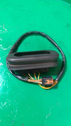 Interruptor Luz Porta Lateral Master Renault Cód.:252160003R