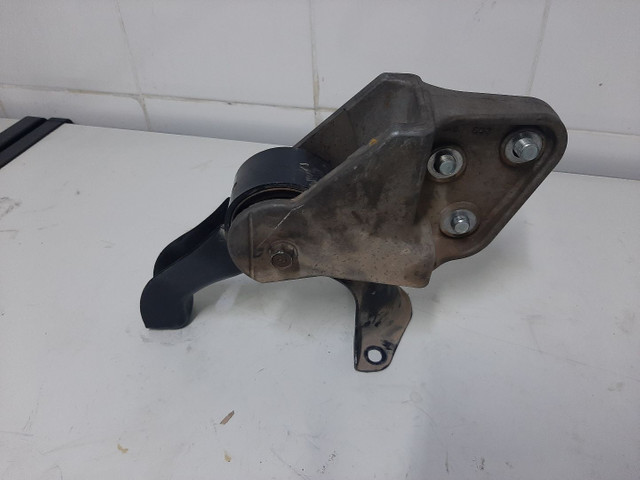 Coxim suporte câmbio Mitsubishi asx 4×2 14/15 só mecanica s.m 
