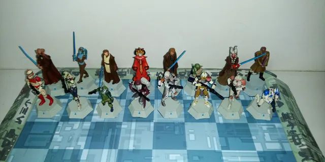 Tabuleiro Star Wars Planeta DeAgostini Completo - 32 peças