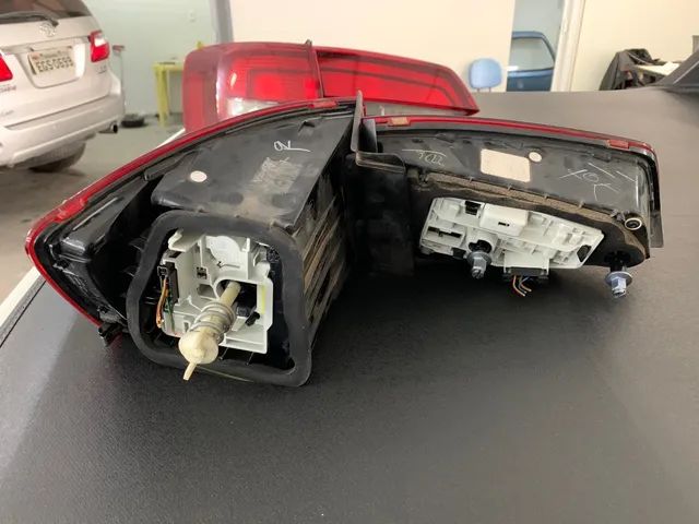 Vendo kit de lanternas traseiras do jetta 15/17  - Foto 4