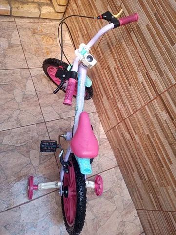 Bicicleta Pequena Cor Rosa - Foto 3