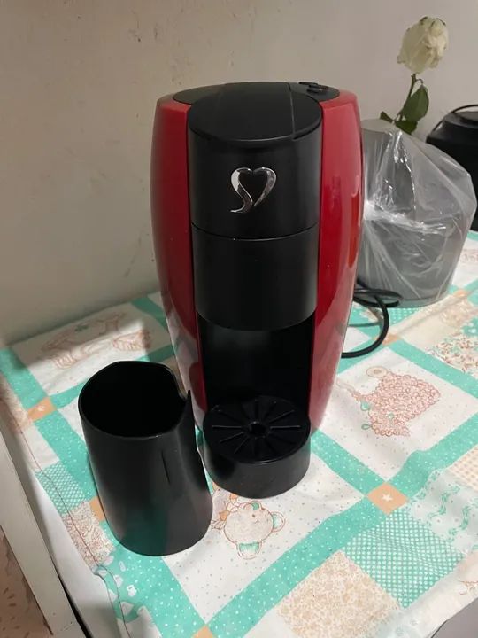 Cafeteira Lov 3 corações 