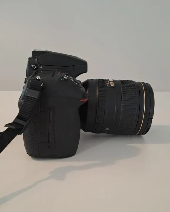 Câmera Nikon D810 com Lente Nikon 24-120mm 13.792 Clicks Apenas - Foto 5