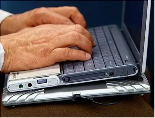 Base de resfriamento Targus para notebooks com 2 coolers64308138093186122