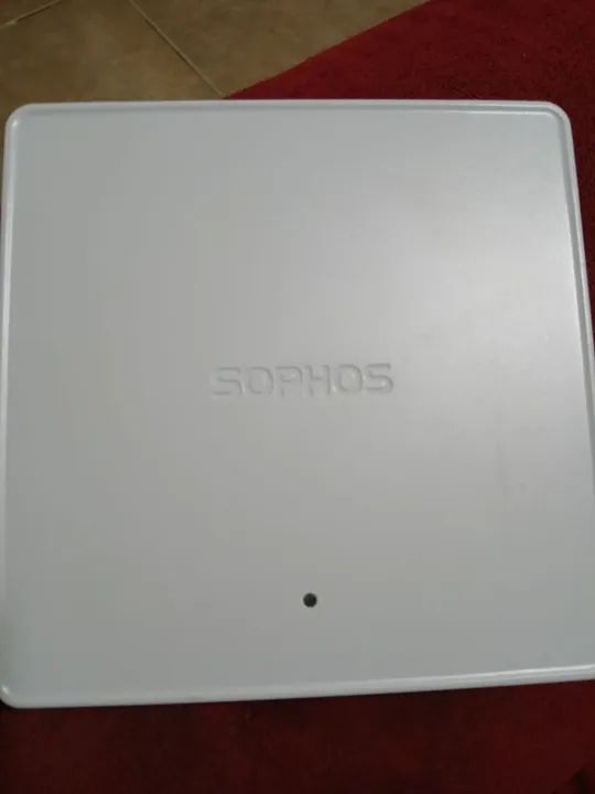 Sophos Apx 120 Router64617710292995120