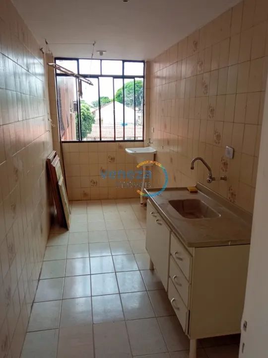 Apartamento com 3 quartos para alugar por R$ 800.00, 60.00 m2 - CONJUNTO CAFE - LONDRINA/P - Foto 12
