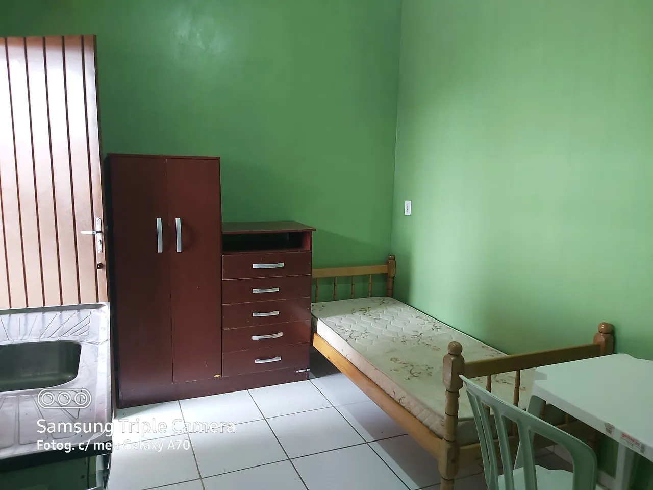 Aluga kitinet mobiliada em uvaranas