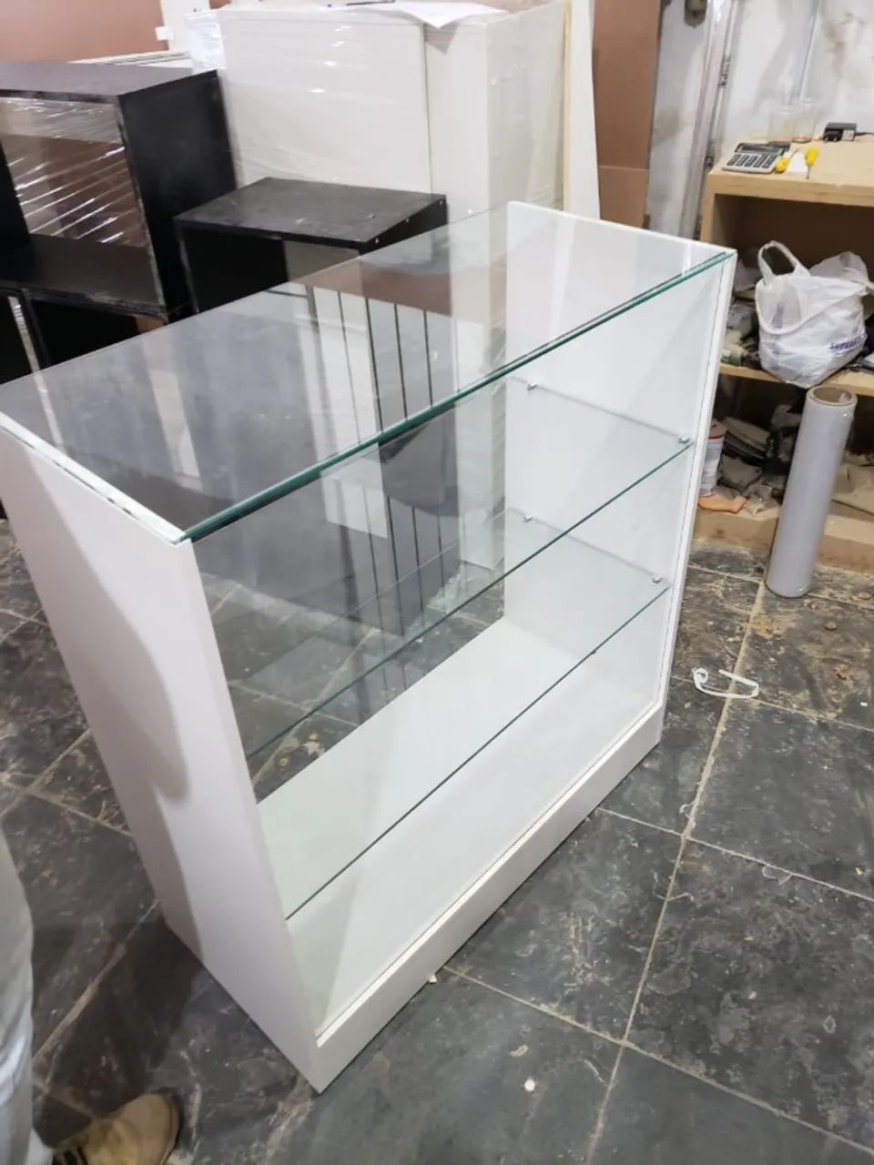 Balcão expositor Prateleiras de vidro - Fabricamos sob medidas  - Foto 3