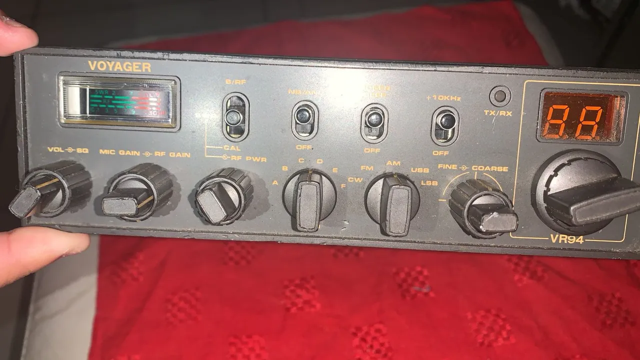 Rádio PX Voyager VR94.
