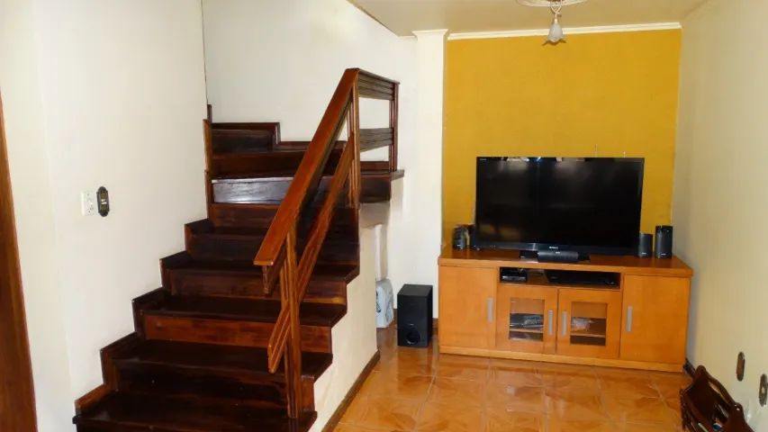 Excelente oportunidade Residência composta por duas casas no mesmo terreno.  - Foto 4