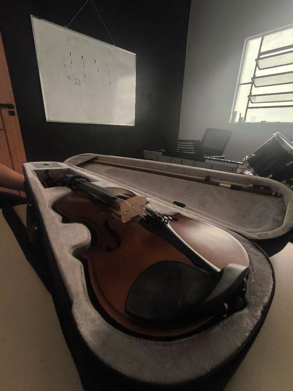 Violino em ótimo estado