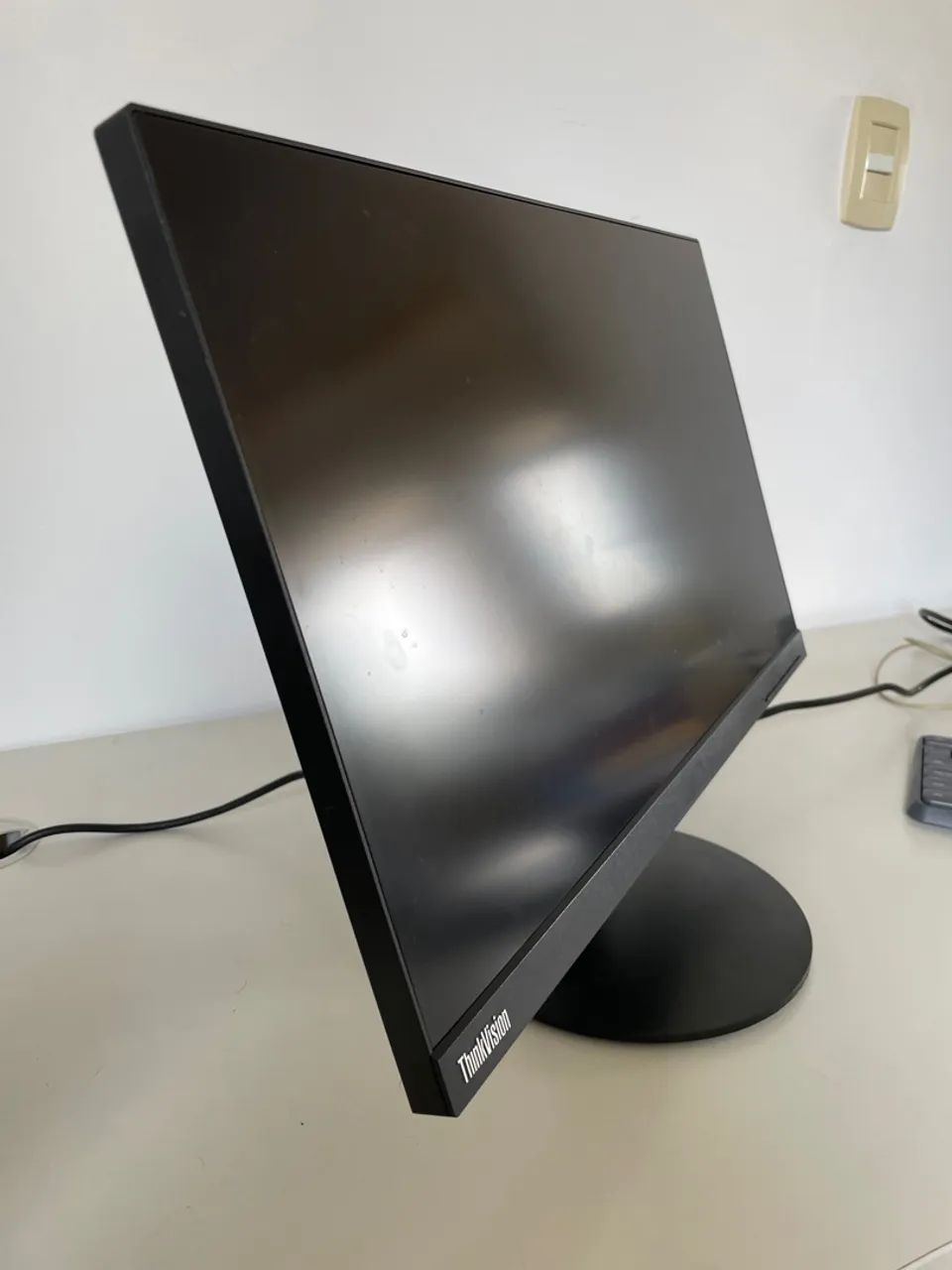 Monitor Lenovo ThinkVision