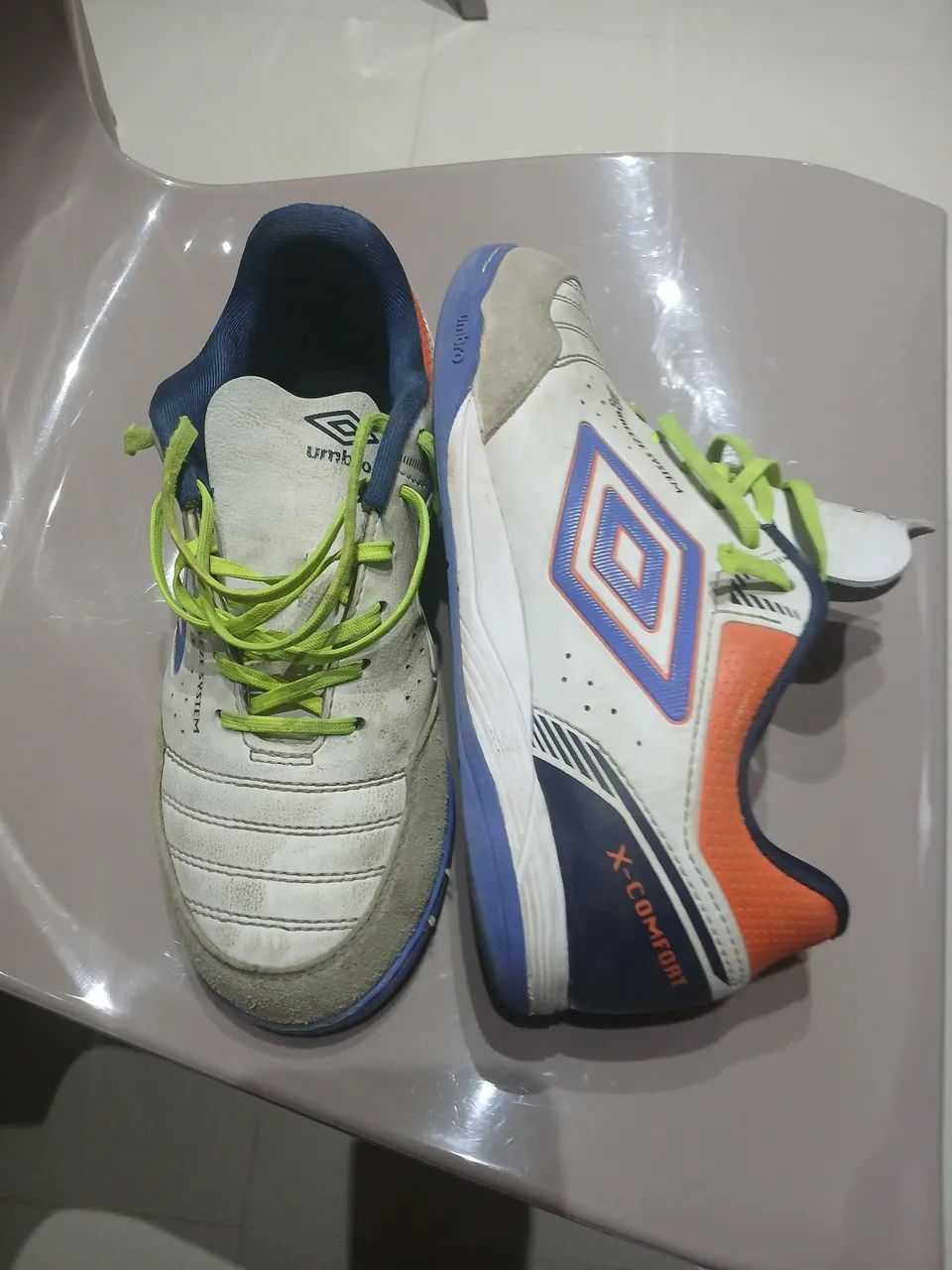 Vendo chuteira Bump X-confort UMBRO futsal!