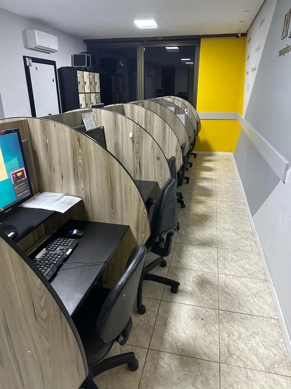 Mesas Call Center64842119904387124