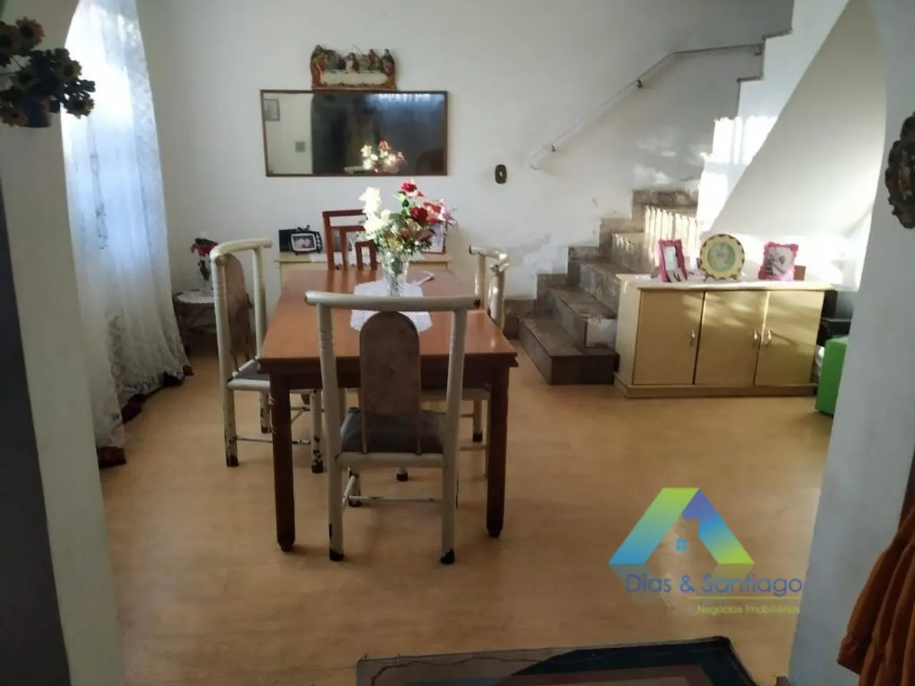 SOBRADO NO BAIRRO DO CAMBUCI 3 DORMITORIOS, 3 VAGAS, QUINTAL LOCALIZAÇÃO ALTAMENTE PRIVILE
