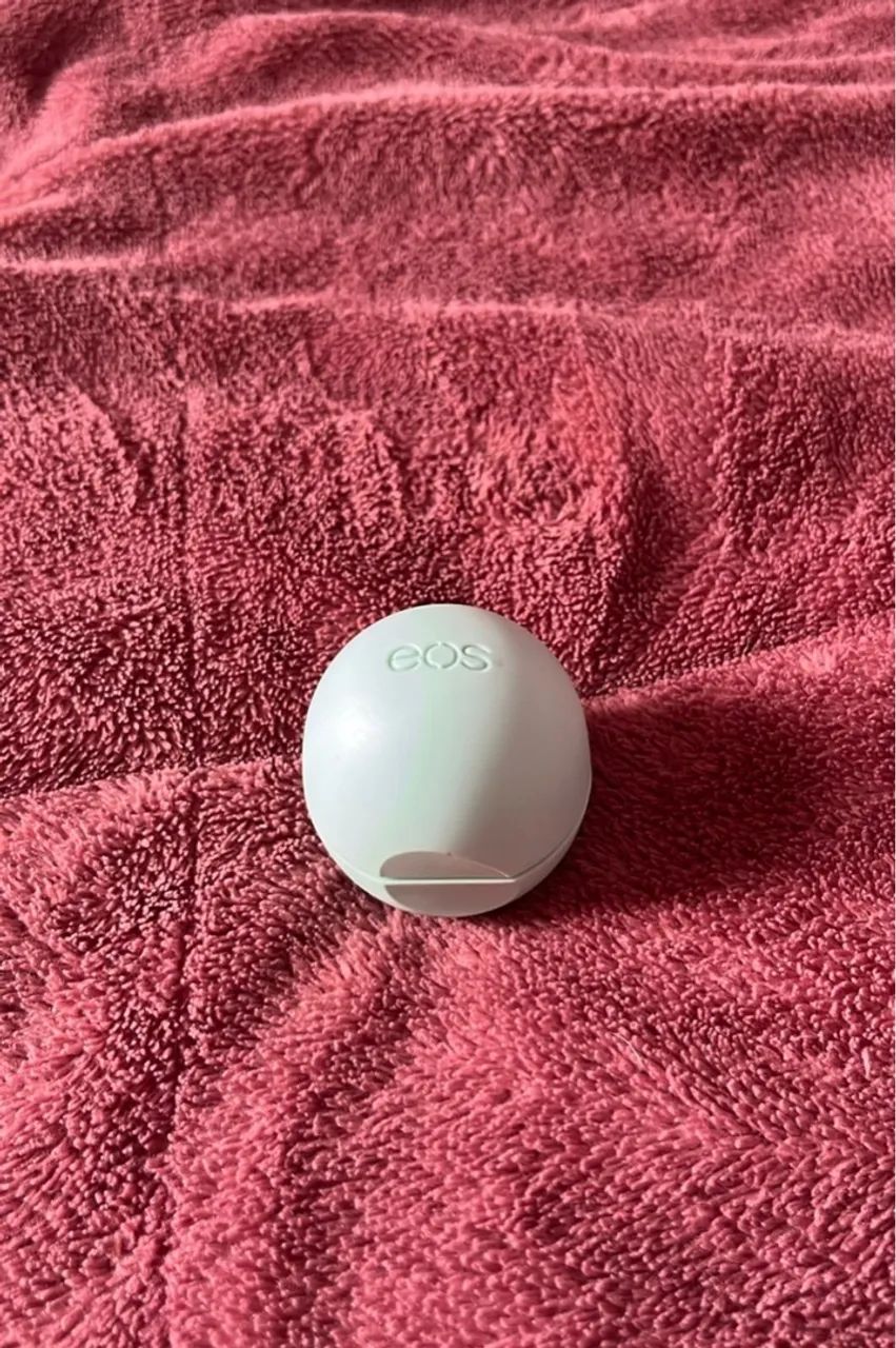 EOS Lip Balm Esfera