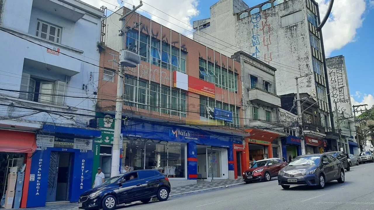 Prédio comercial à venda com loja e salas locadas em Santana