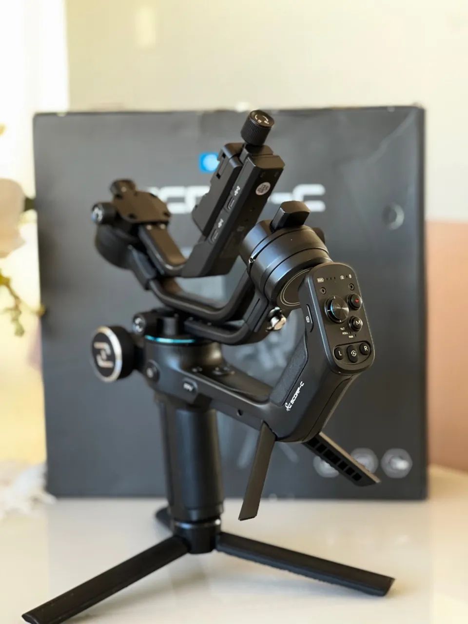 Estabilizador Gimbal FeiyuTech SCORP-C - Foto 4