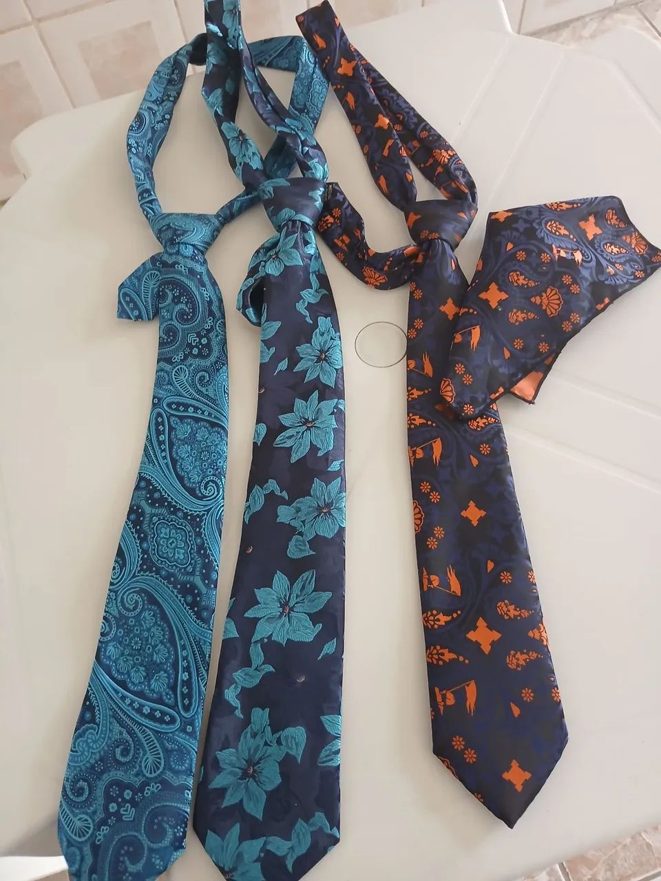 Gravatas Masculinas+ Lenço de bolso - Foto 2
