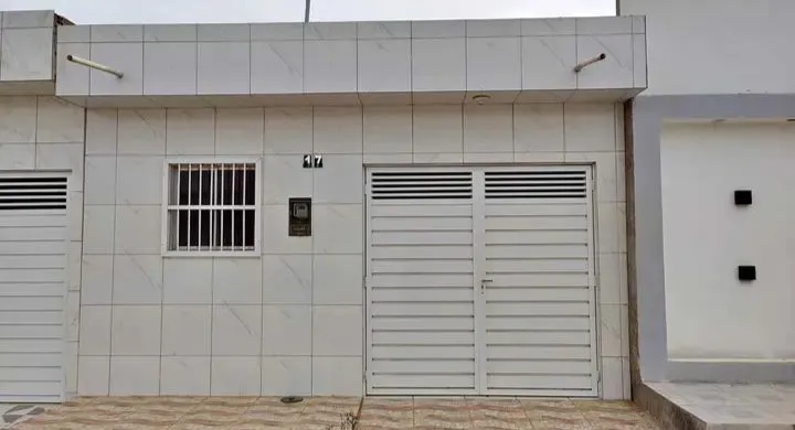 MO - CASA A VENDA NO TABULEIRO DOS MARTINS