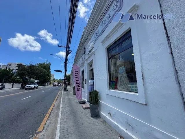 Casa na 17 de Agosto, Terreno Com 170m2 e 200m2 de Área Construída - Foto 2