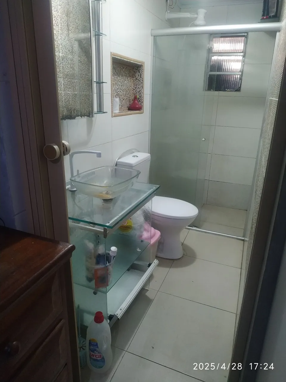 Alugo apartamento semi mobiliado na rua Bahia, Siqueira Campos. Disponível dia 03/06