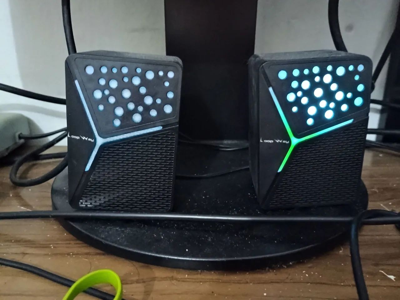 PC completo para lives com 2 monitores de 20 - Foto 4