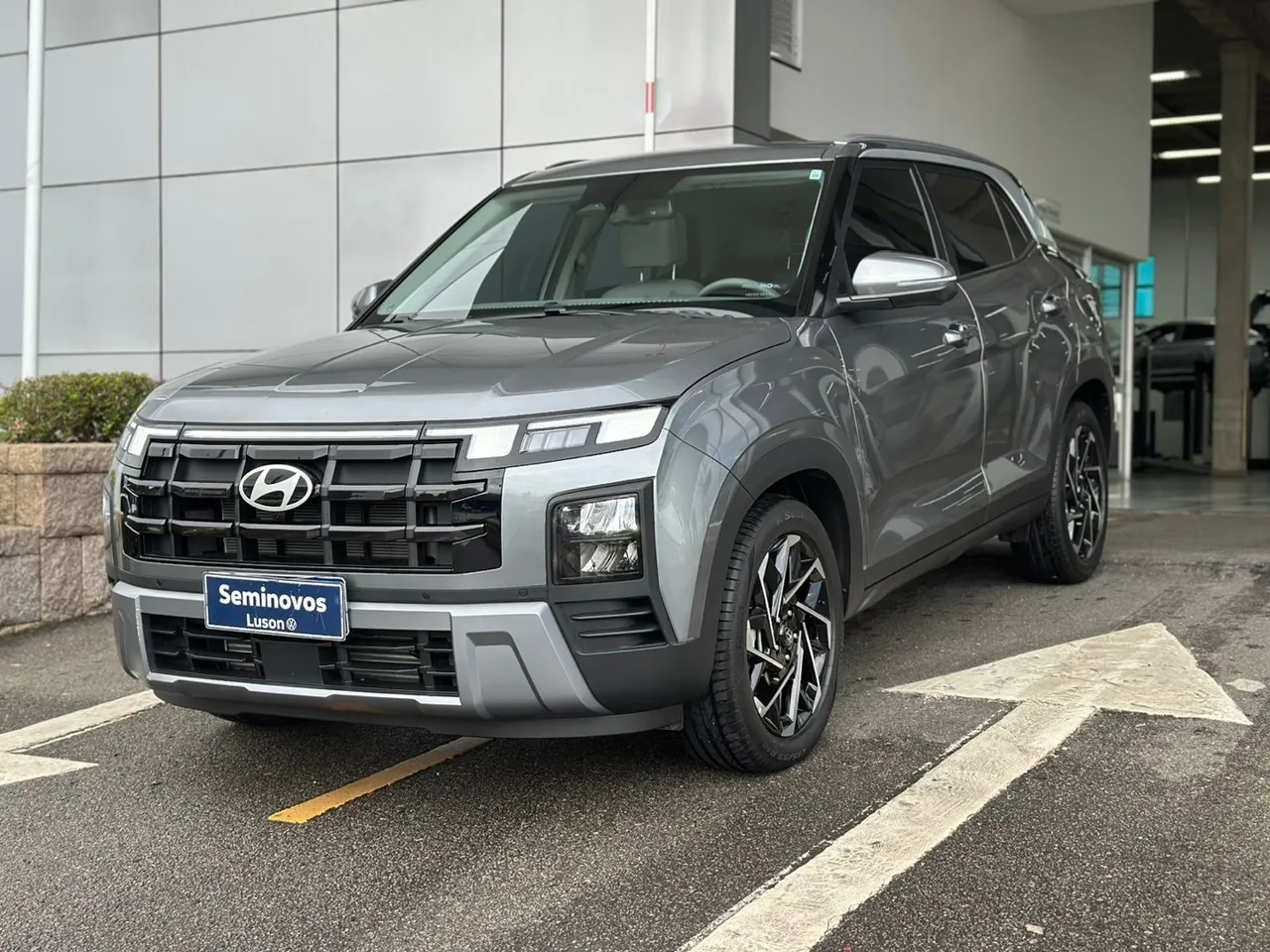 Creta Ultimate 2025 com 3 mil km, impecável, sem detalhes sem repintura