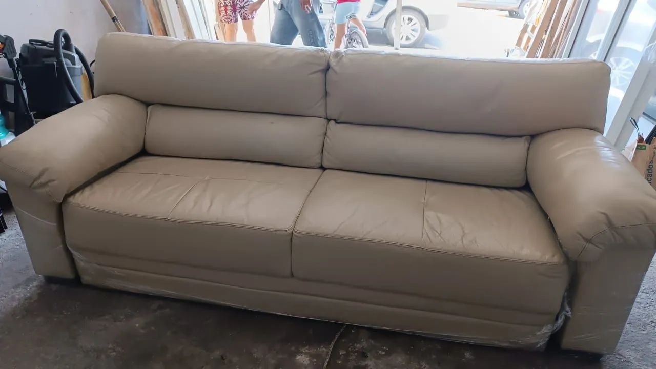 Sofá de couro 65115872224514121