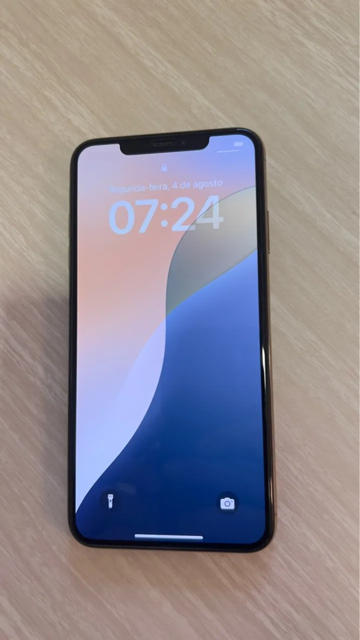 iPhone - XS Max 64GB em perfeito estado.