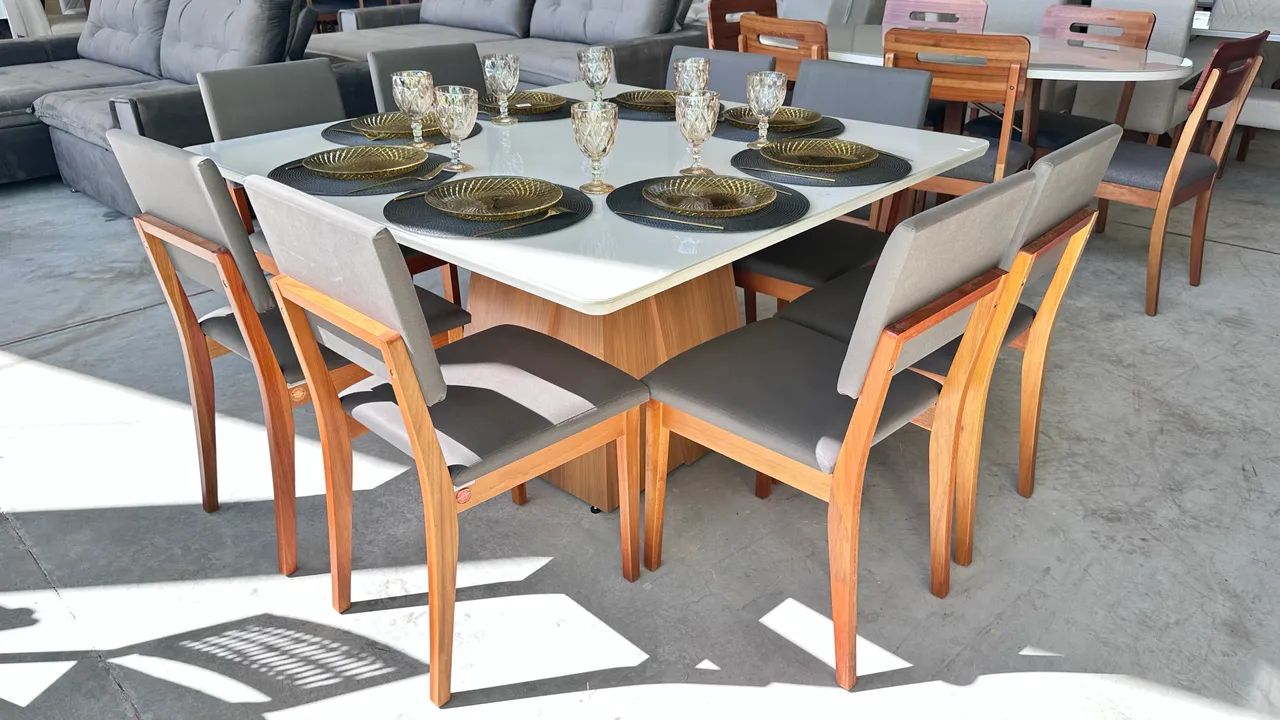 Mesa de Jantar 140x140 Com 8 Cadeiras  - Foto 2