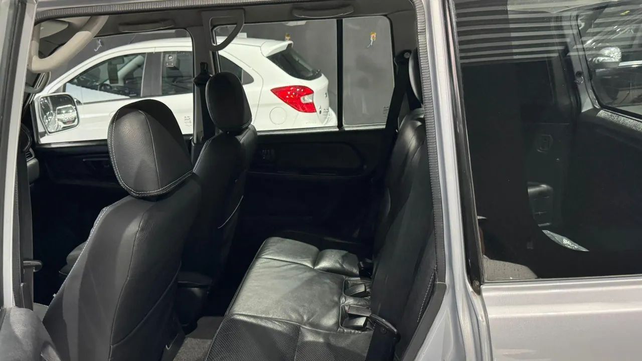 MITSUBISH PAJERO TR4 FLEX AT 2011 - Foto 11