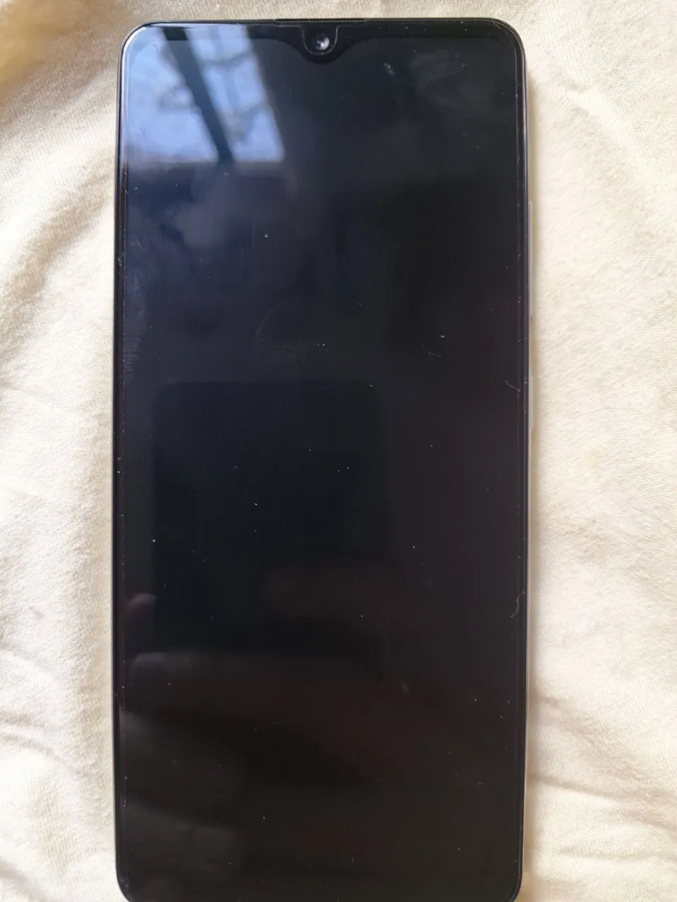 Celular samsung A32 , com defeito na tela , precisa trocar a tela