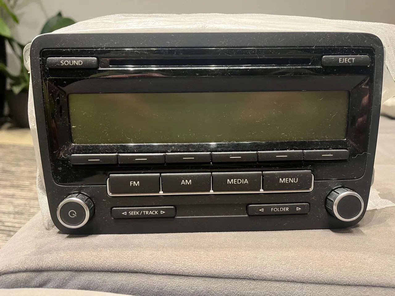 Rádio original Jetta