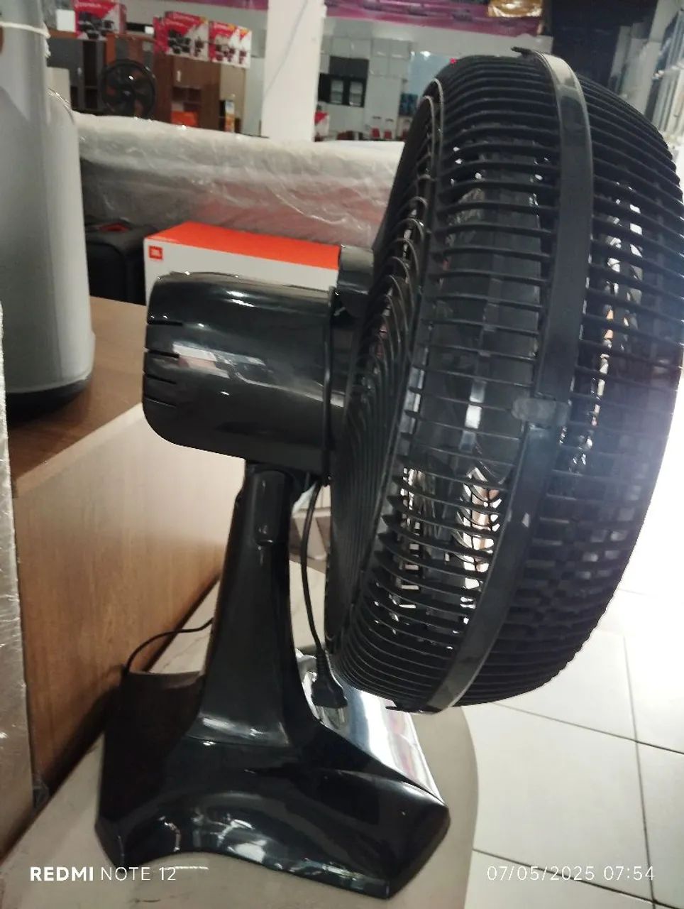 Ventilador de Mesa Britânia 150W Turbo Bivolt - Foto 3