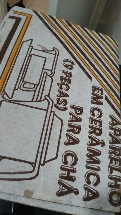 Jogo de Chá em cerâmica 9 peças na caixa. - Foto 2